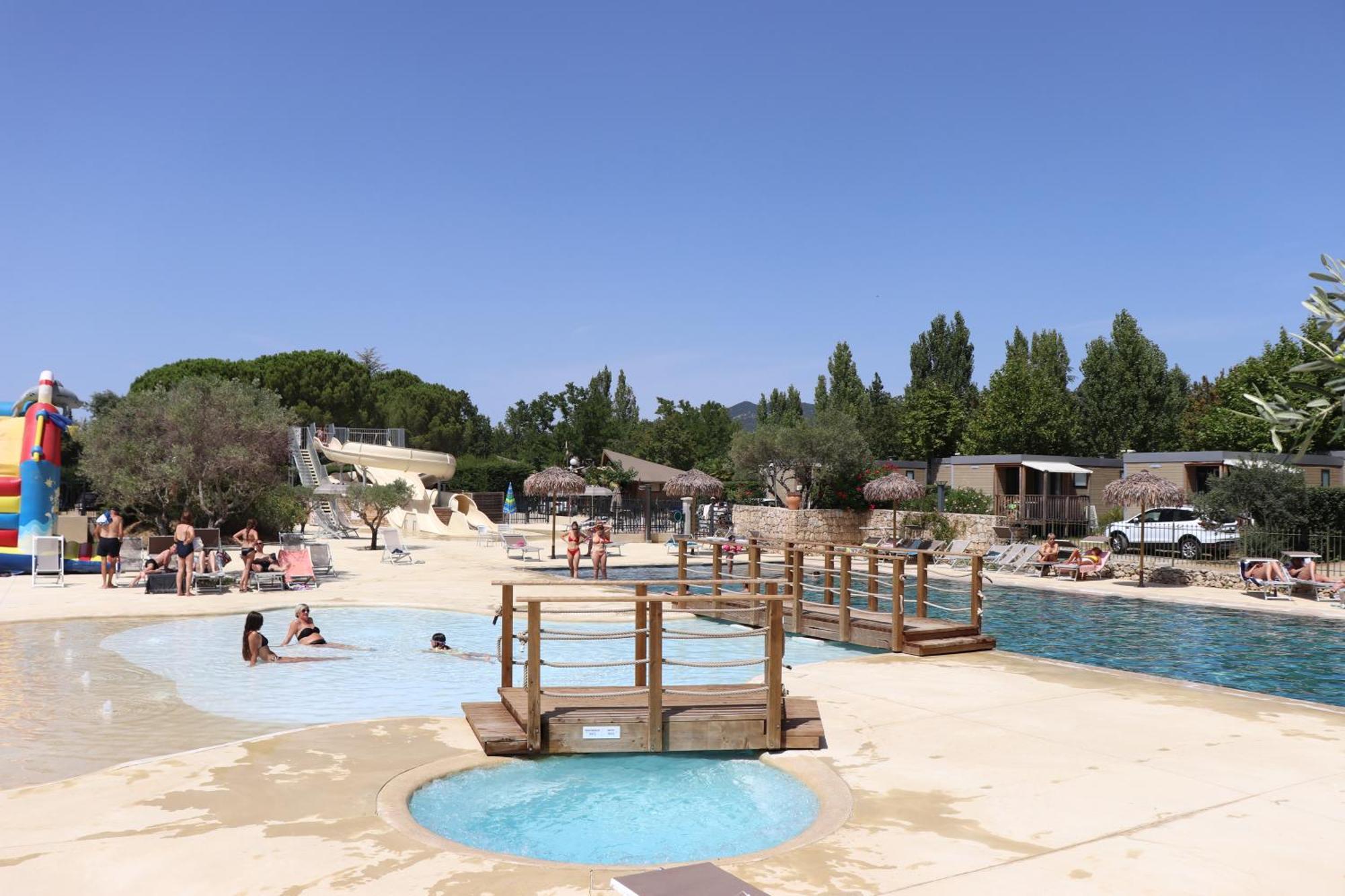 Camping International D'Aups Exterior photo